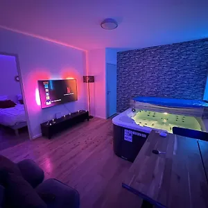  Appartement Terrasse Chambre Jacuzzi Privatif